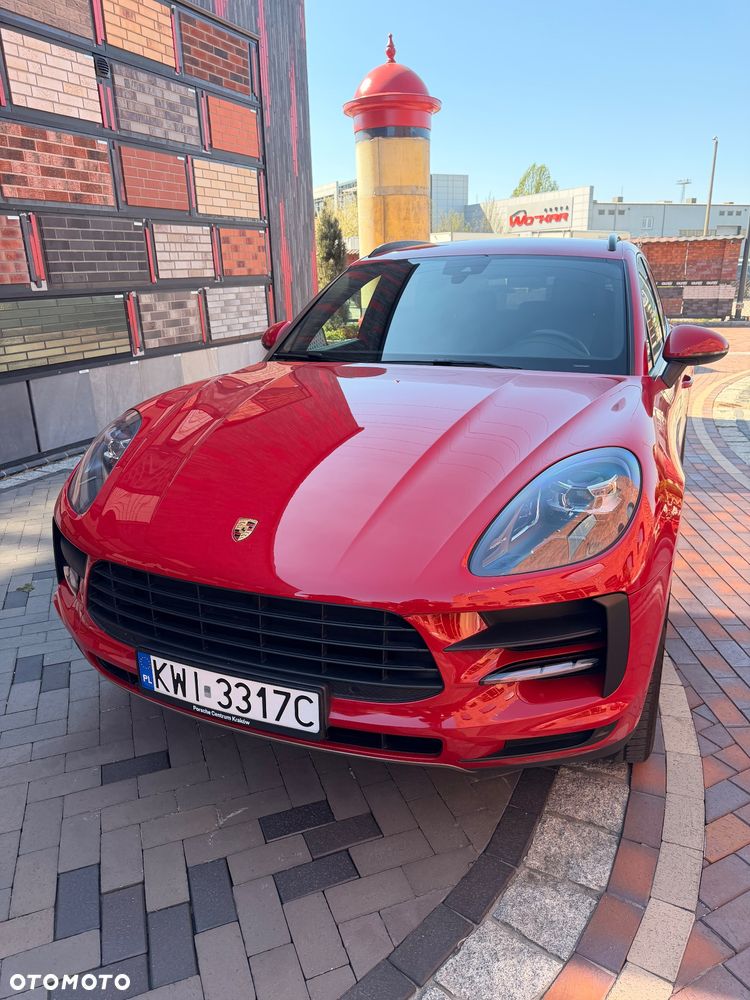 Porsche Macan - 1