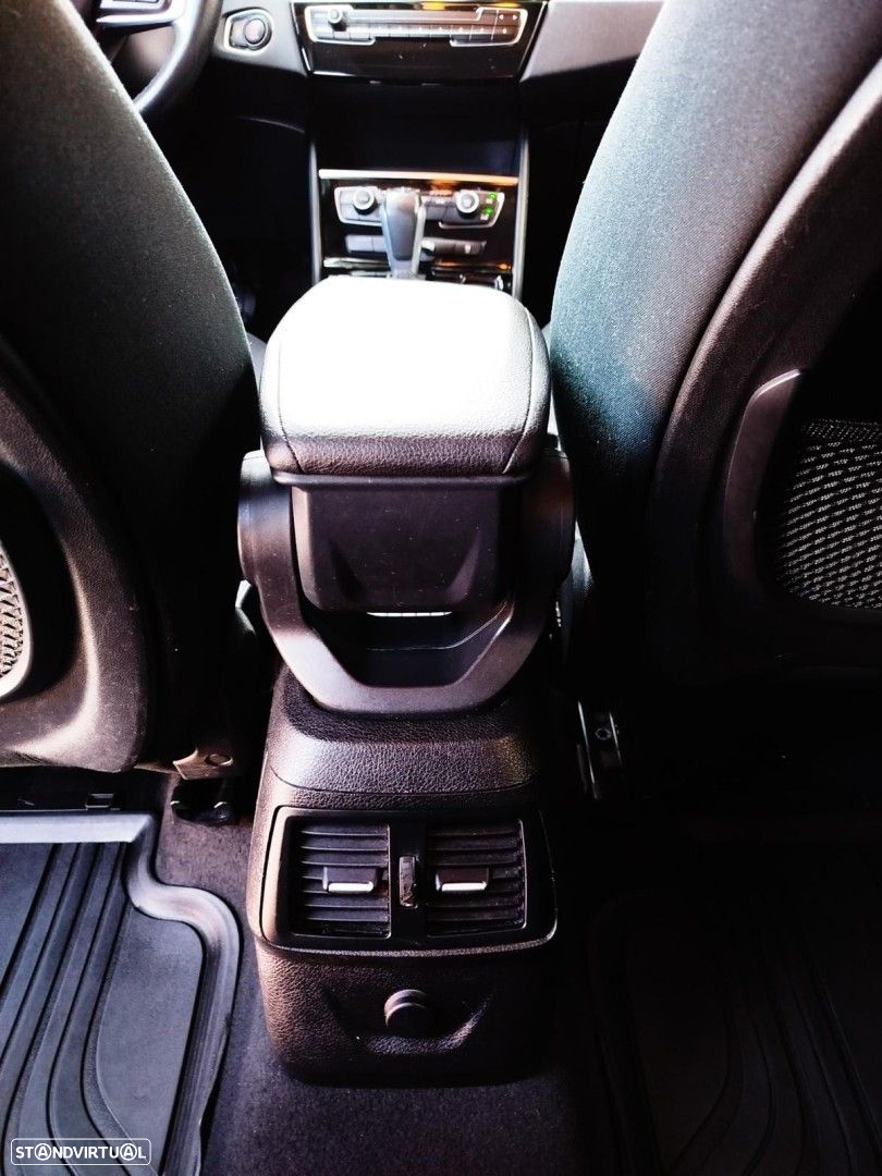 BMW 216 Active Tourer d Auto - 17