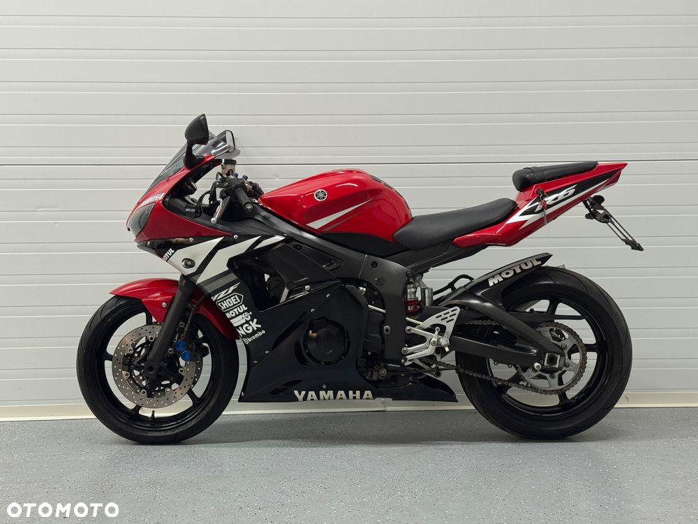 Yamaha R6 - 14