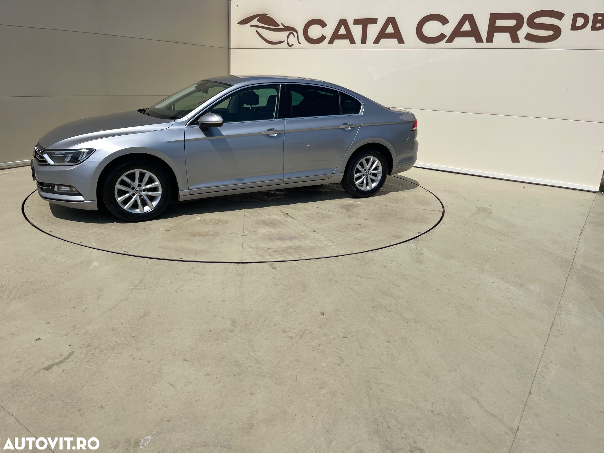 Volkswagen Passat - 6