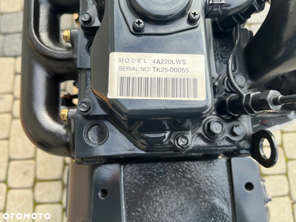 SILNIK KIOTI 4A220LWS DAEDONG KUBOTA V2203 17000netto - 13