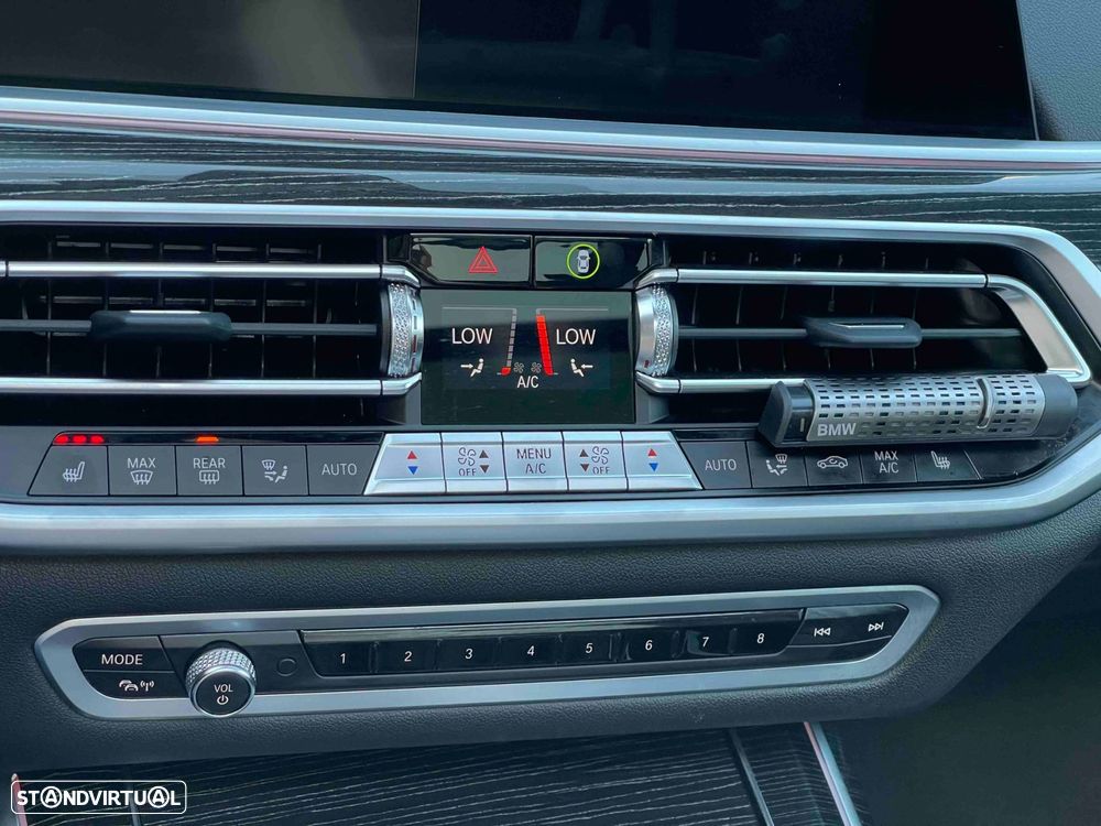 BMW X7 40 d xDrive Pack M - 51