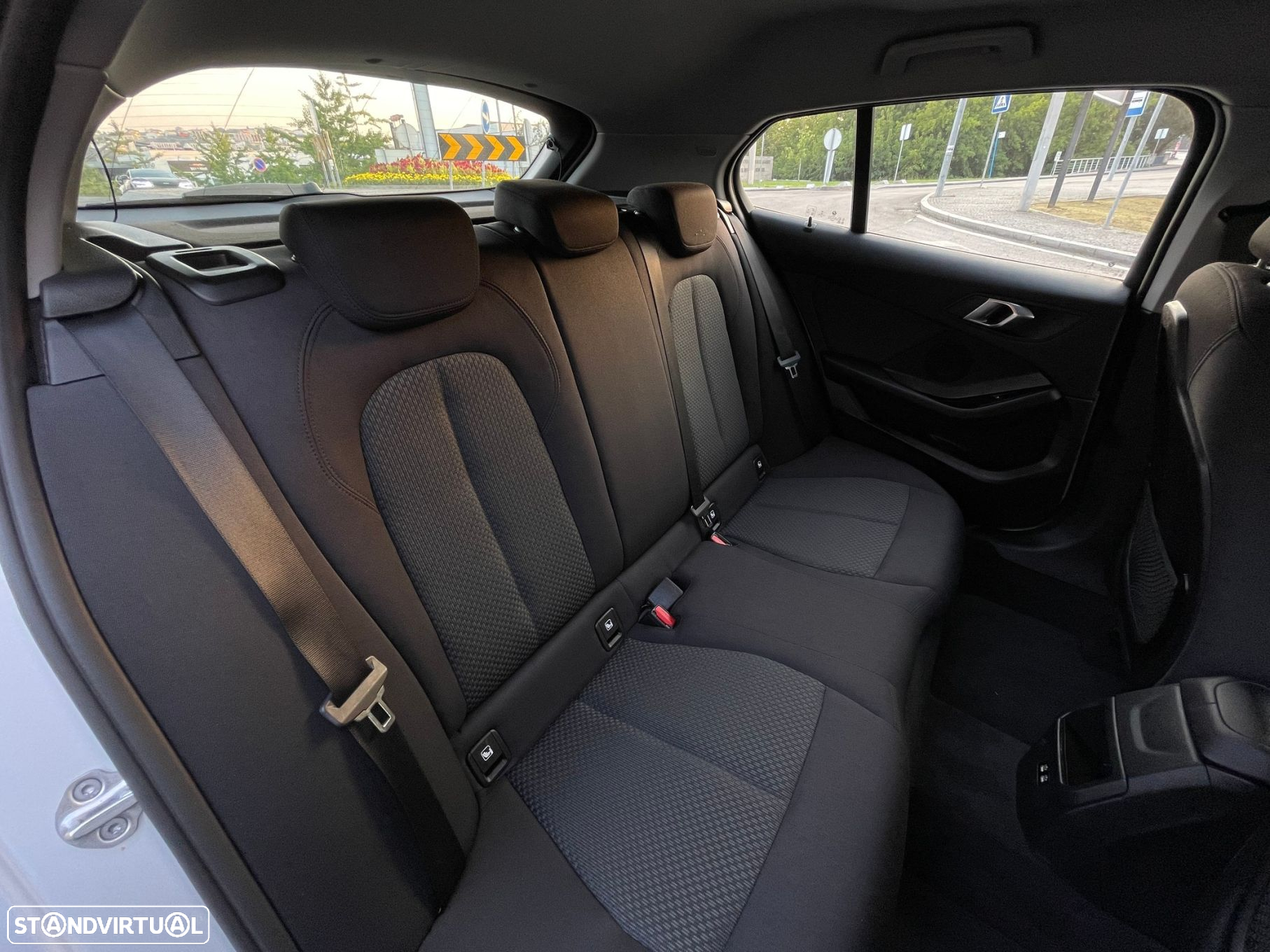 BMW 116 d Corporate Edition Auto - 36