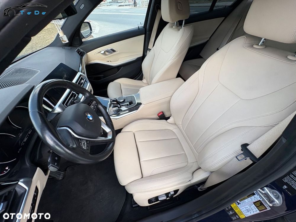 BMW Seria 3 330i GPF Advantage sport - 19