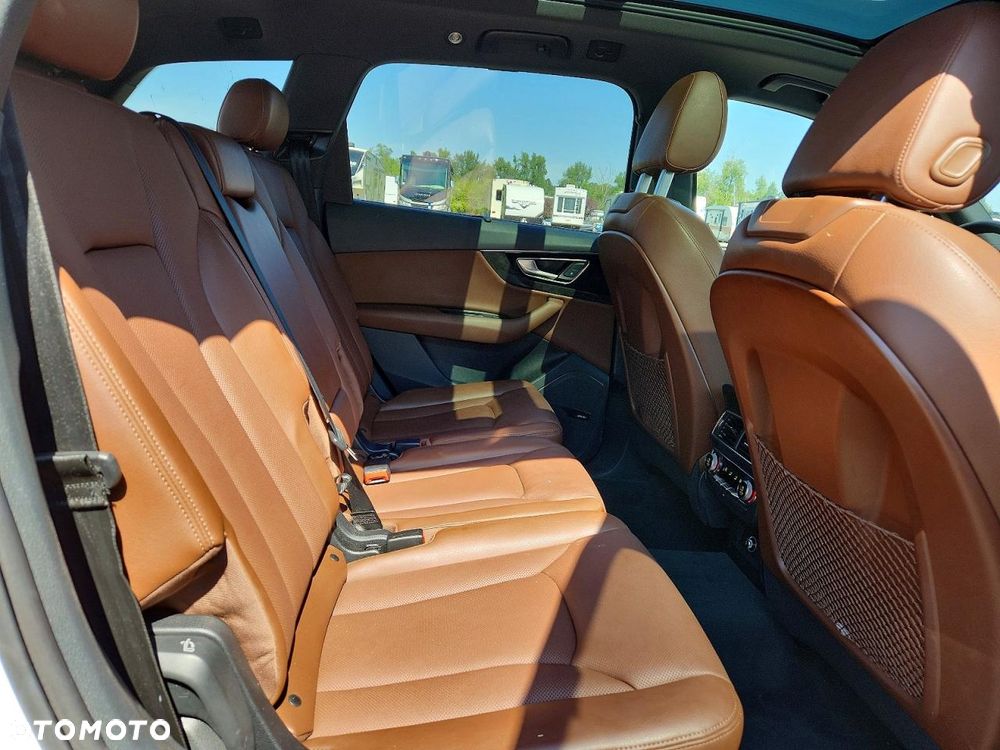 Audi Q7 3.0 TFSI Quattro Tiptronic - 10
