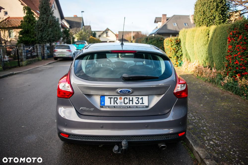 Ford Focus 2.0 TDCi DPF Style+ - 6