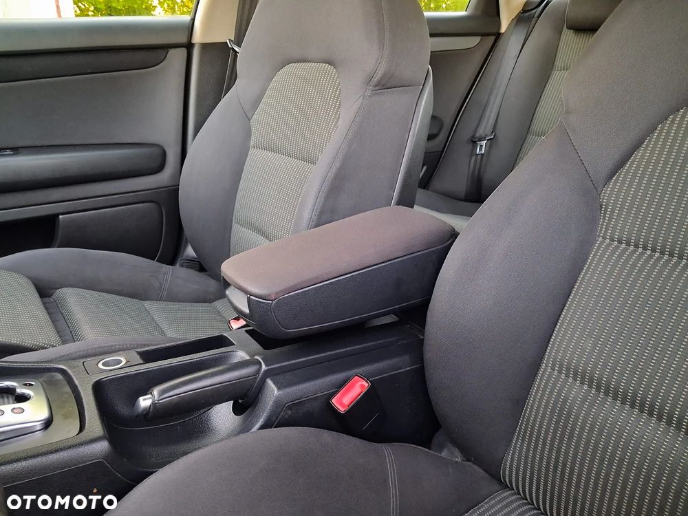 Audi A4 Avant 2.0 TDI Multitronic - 21