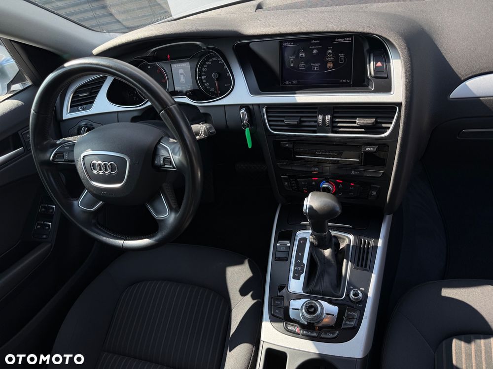 Audi A4 Avant 2.0 TDI DPF multitronic S line Sportpaket - 30