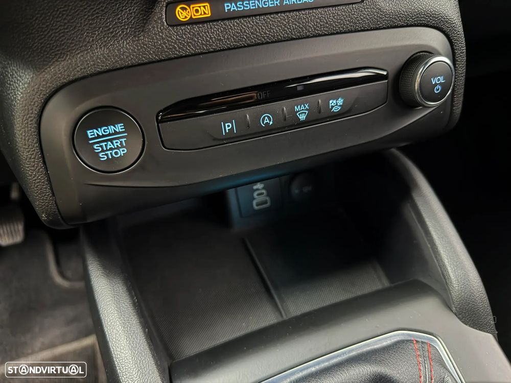 Ford Focus 1.0 EcoBoost MHEV ST-Line - 23