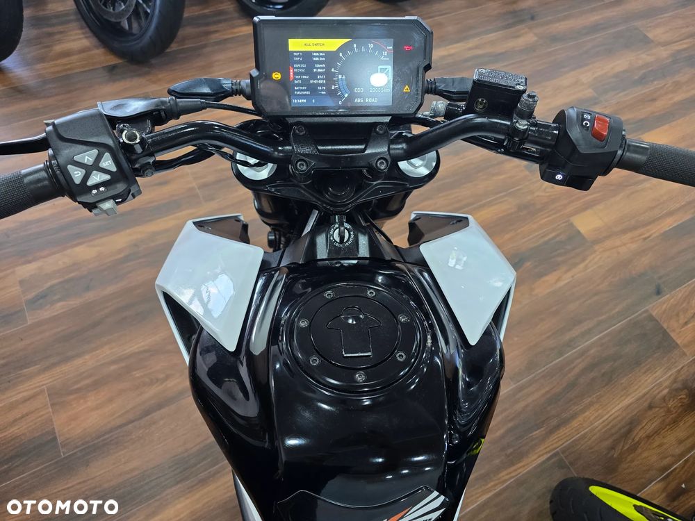 KTM Duke - 15