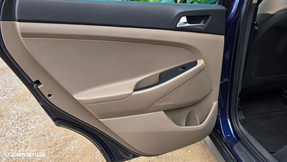 Hyundai Tucson 1.6 CRDi Premium+Pack Pele - 50