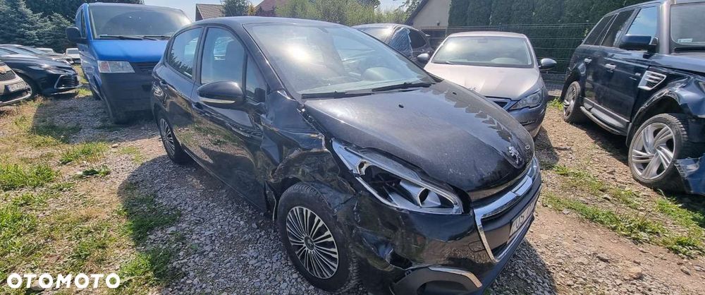Peugeot 208 - 3