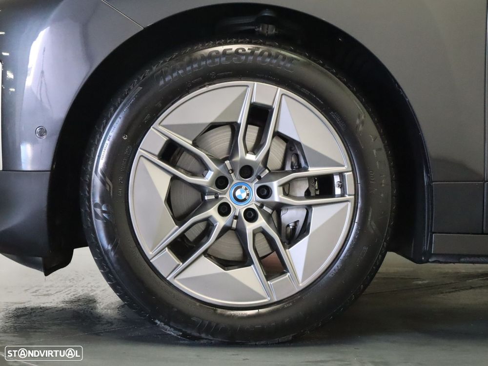 BMW iX xDrive 40 - 6