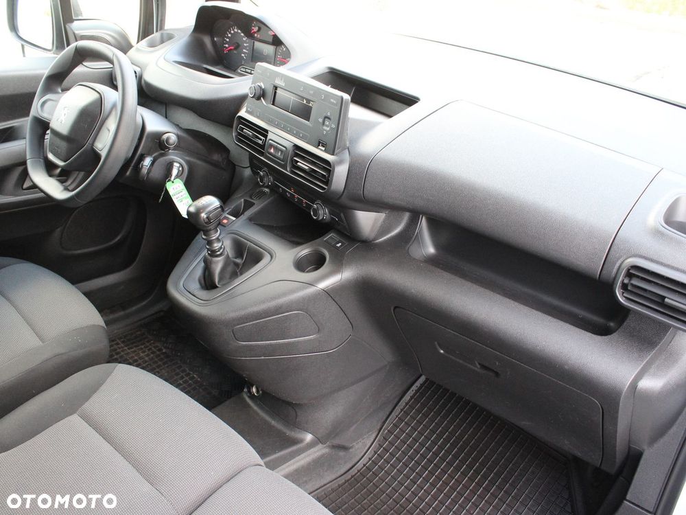 Peugeot Partner - 11