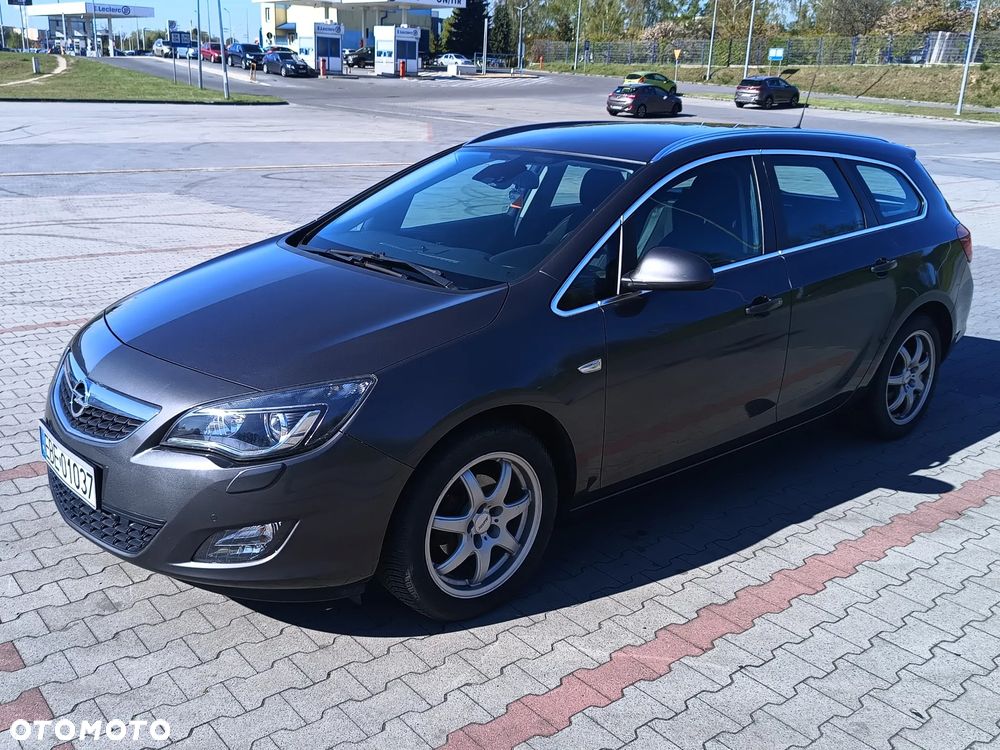 Opel Astra 1.4 T Cosmo - 3