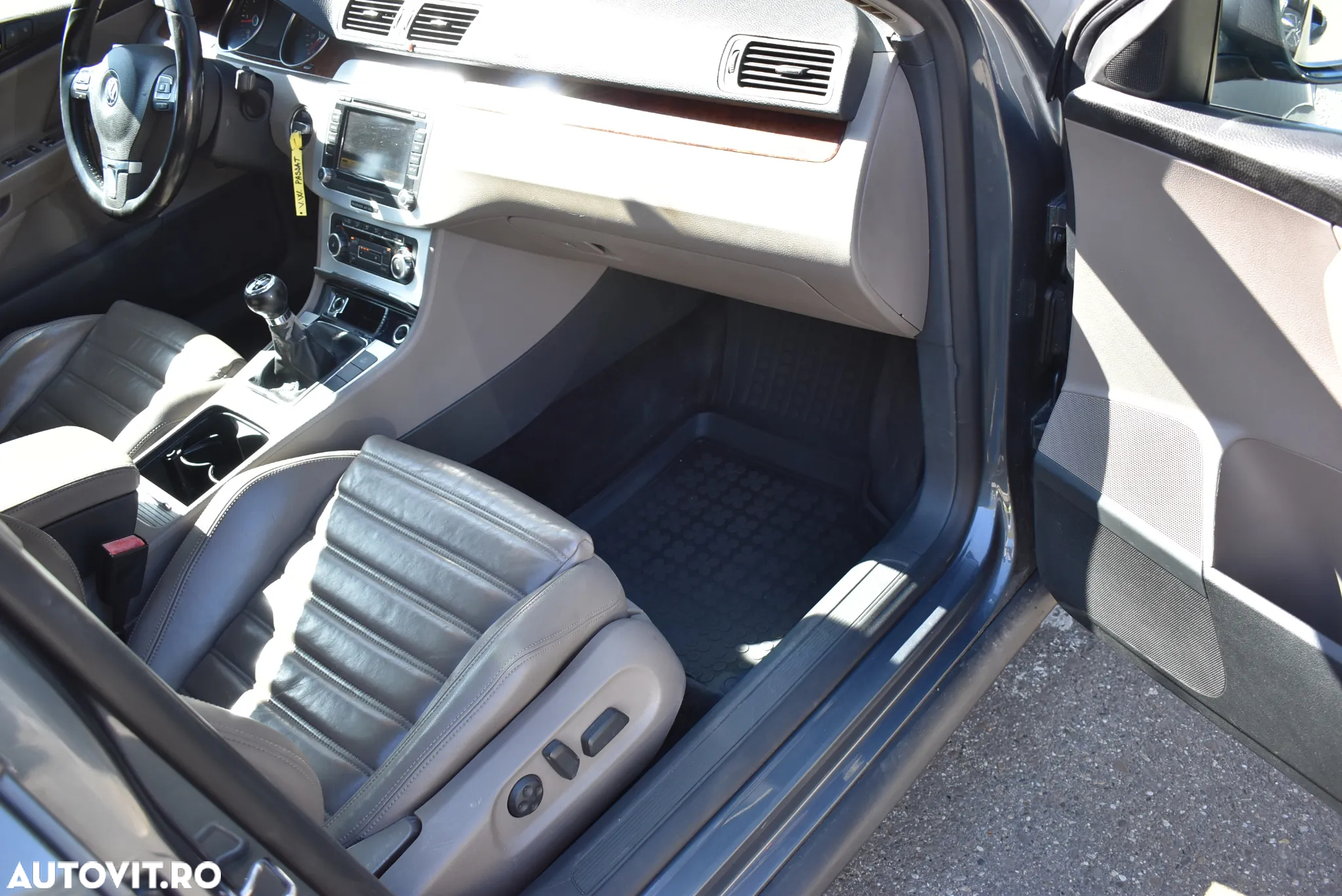 Volkswagen Passat 2.0TDI Highline DPF - 19