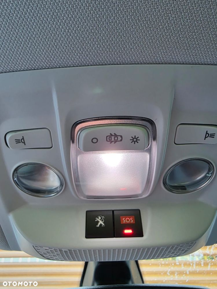 Peugeot 2008 PureTech 110 Stop&Start GT-Line Edition - 22