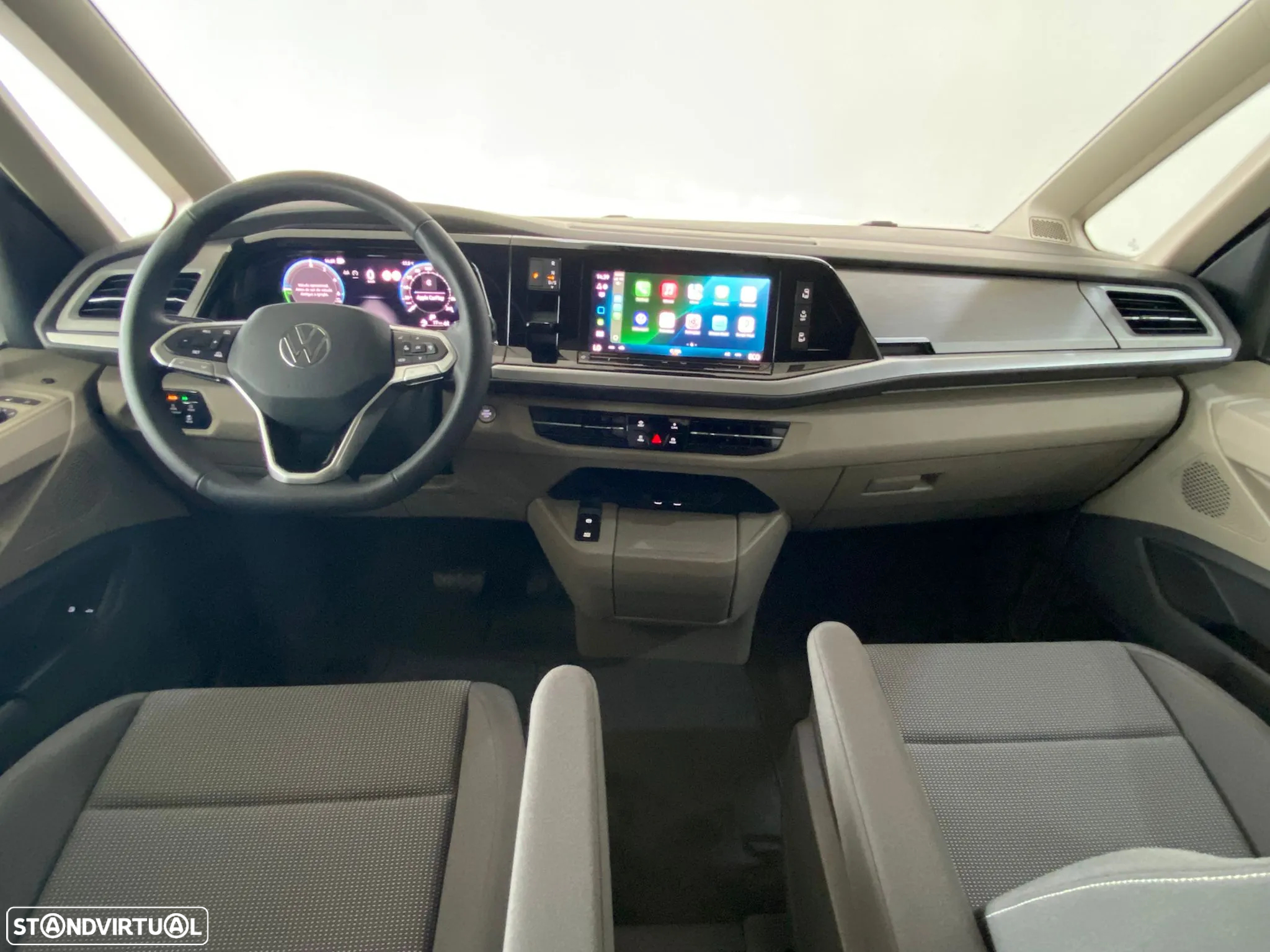 VW Multivan 1.5 TSI e-Hybrid Life DSG - 14