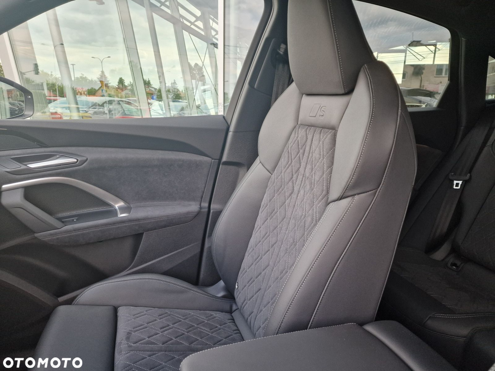 Audi Q5 Sportback - 30