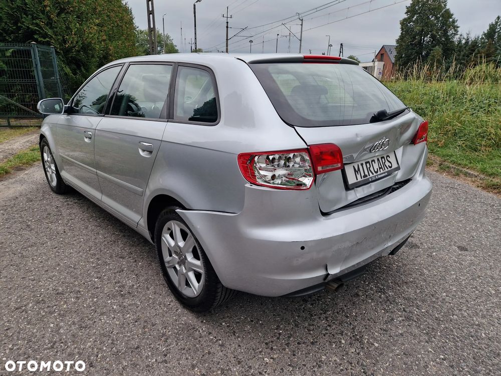 Audi A3 Sportback 2.0 TDI Attraction S tronic - 5