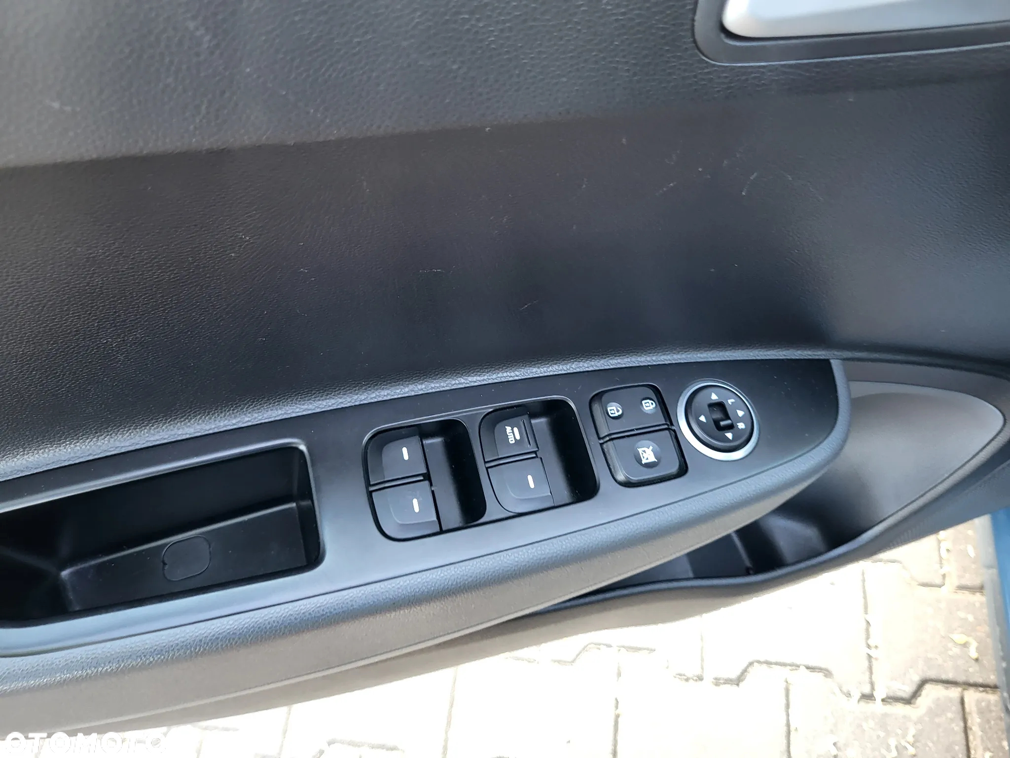 Hyundai i10 1.0 BlueDrive Access 4os - 13