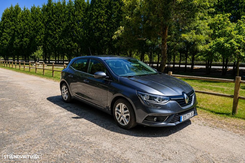 Renault Mégane 1.5 dCi Dynamique S - 1