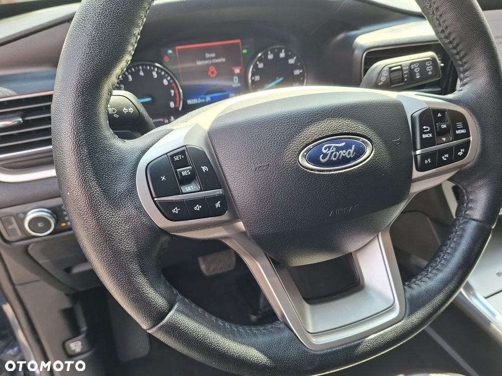 Ford Explorer - 10