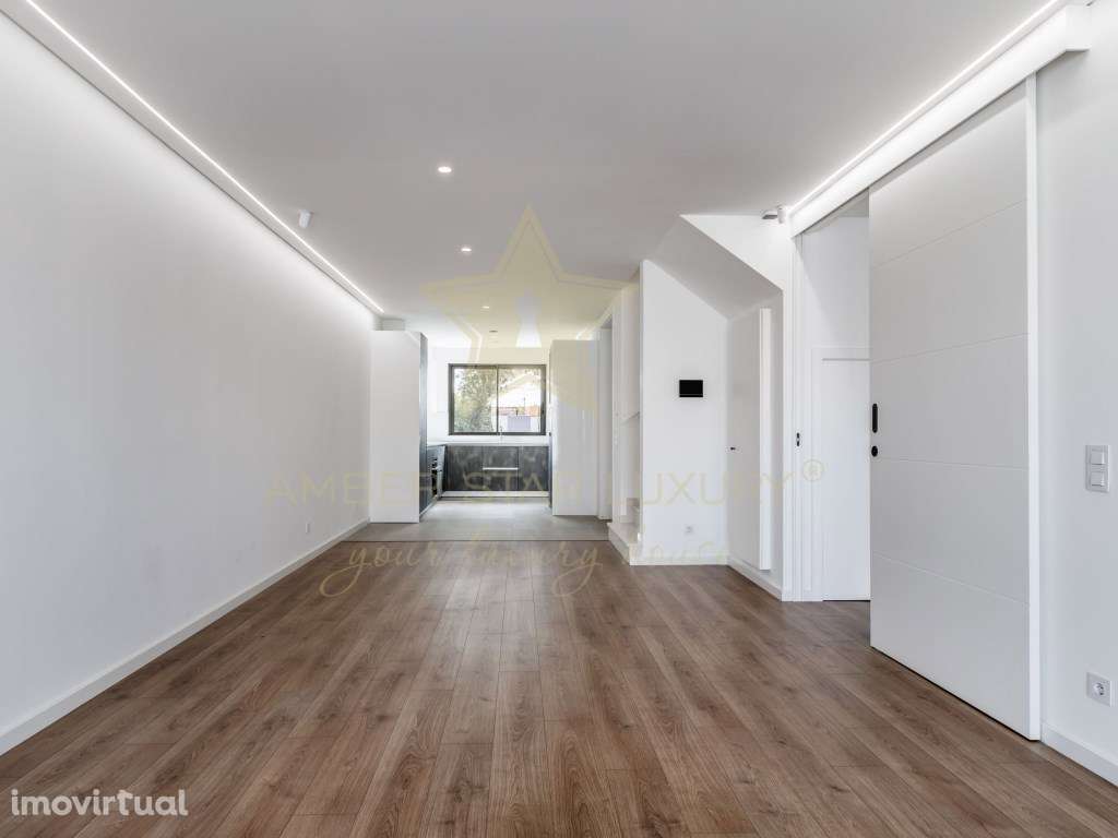 Moradia com 3 quartos com Piscina privativa e Vista Mar - Grande imagem: 5/22