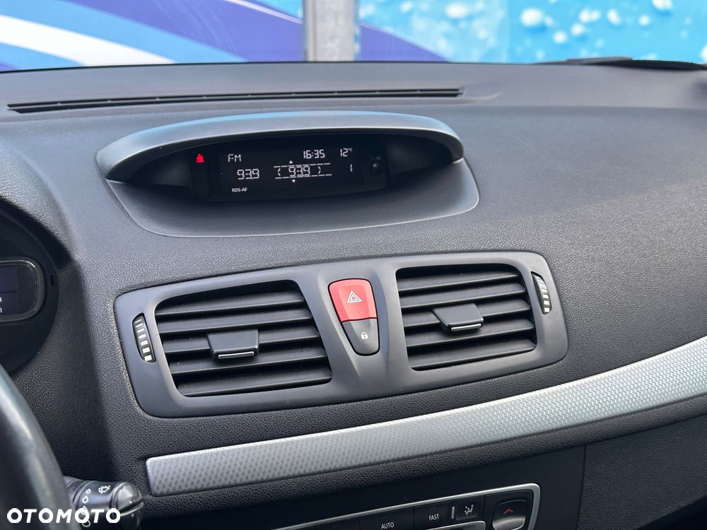 Renault Megane 1.6 16V 110 Paris - 21