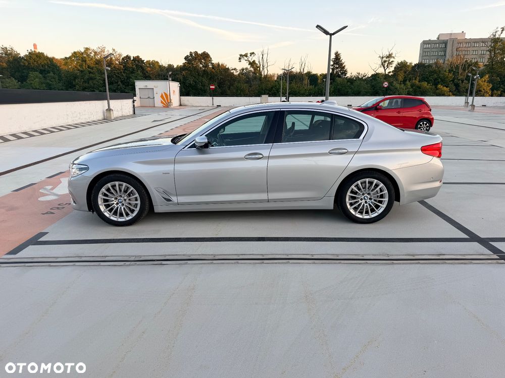 BMW Seria 5 530i xDrive Luxury Line - 6
