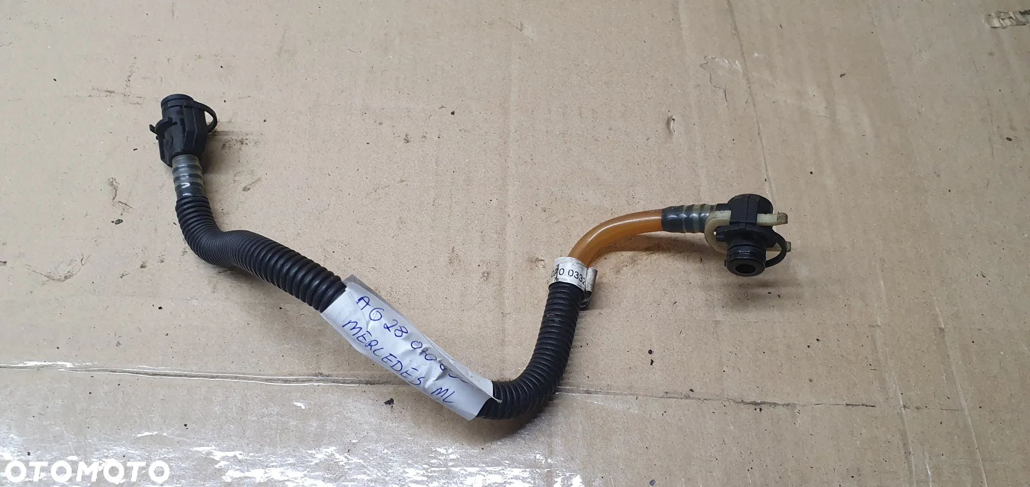 Przewód paliwa rurka wąż Mercedes ML W163 4.0 CDI A6280700332 - 1