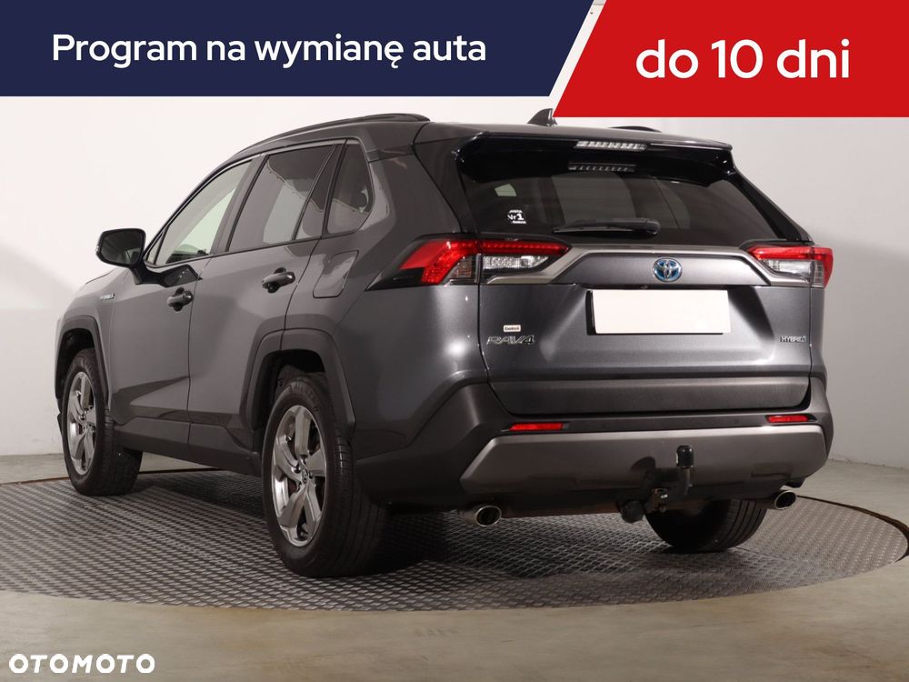 Toyota RAV4 - 6
