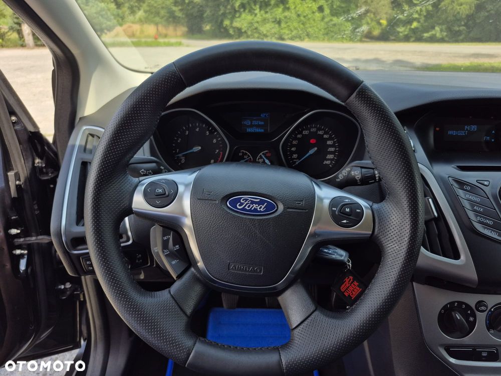 Ford Focus 1.0 EcoBoost Trend - 23