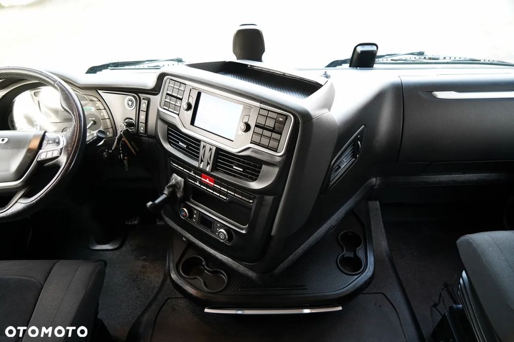 Iveco S-WAY / 510 / RETARDER / KLIMA POSTOJOWA - 31