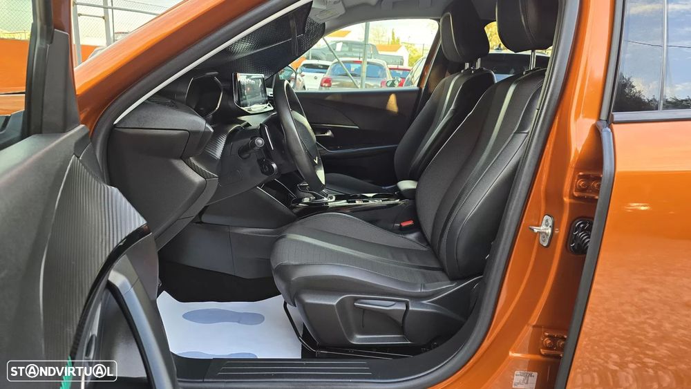 Peugeot 2008 1.2 PureTech Allure Pack EAT8 - 13