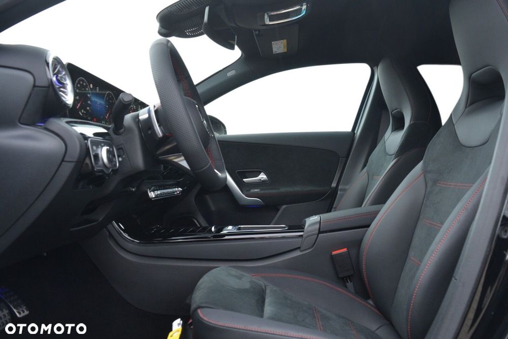 Mercedes-Benz Klasa A 200 d AMG Line 8G-DCT - 8