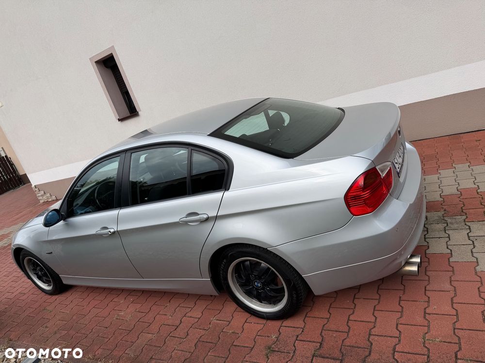 BMW Seria 3 318i - 14