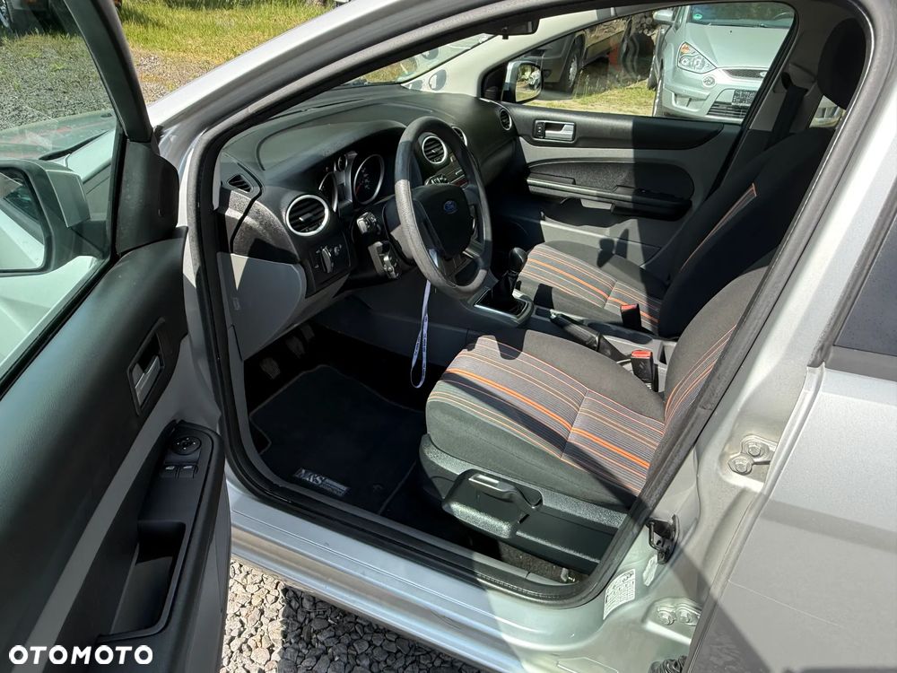 Ford Focus 1.6 16V Silver Magic - 7