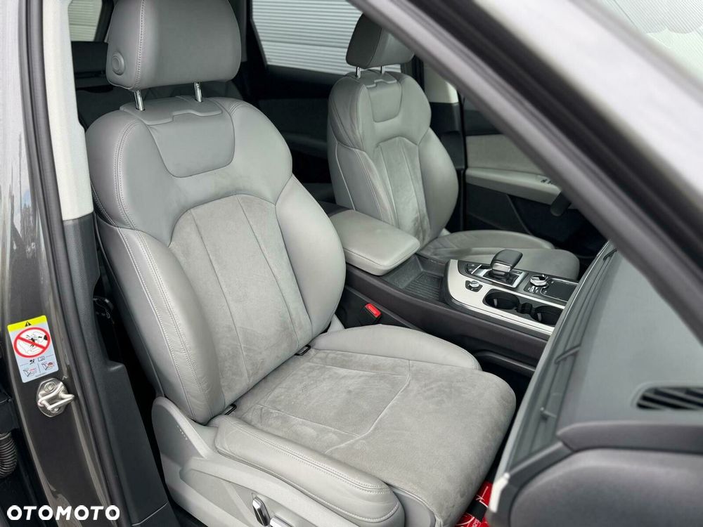 Audi Q7 50 TDI Quattro Tiptronic - 28
