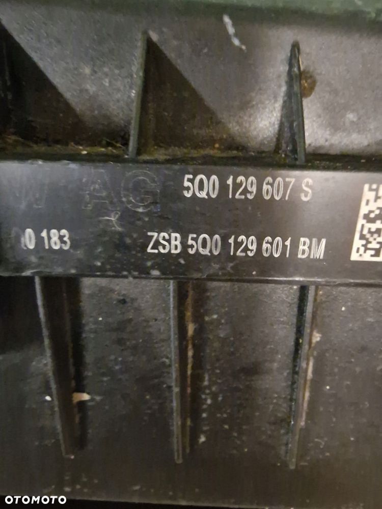 obudowa filtra powietrza volkswagen 5q0129607s - 2