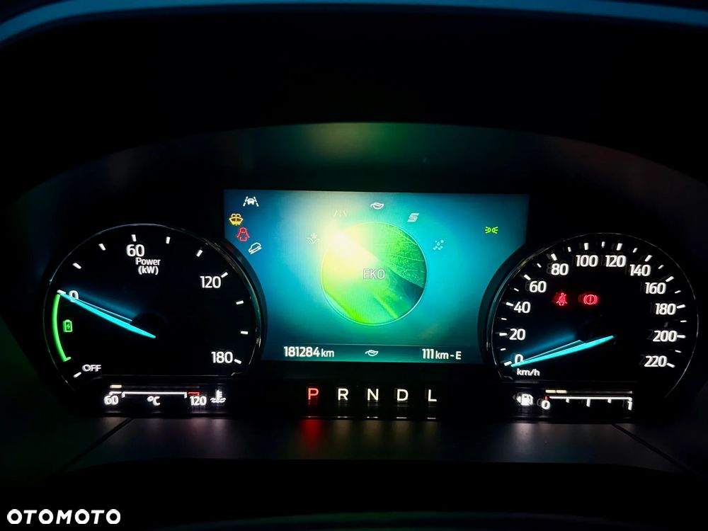 Ford Kuga 2.5 Duratec FHEV COOL&CONNECT - 11