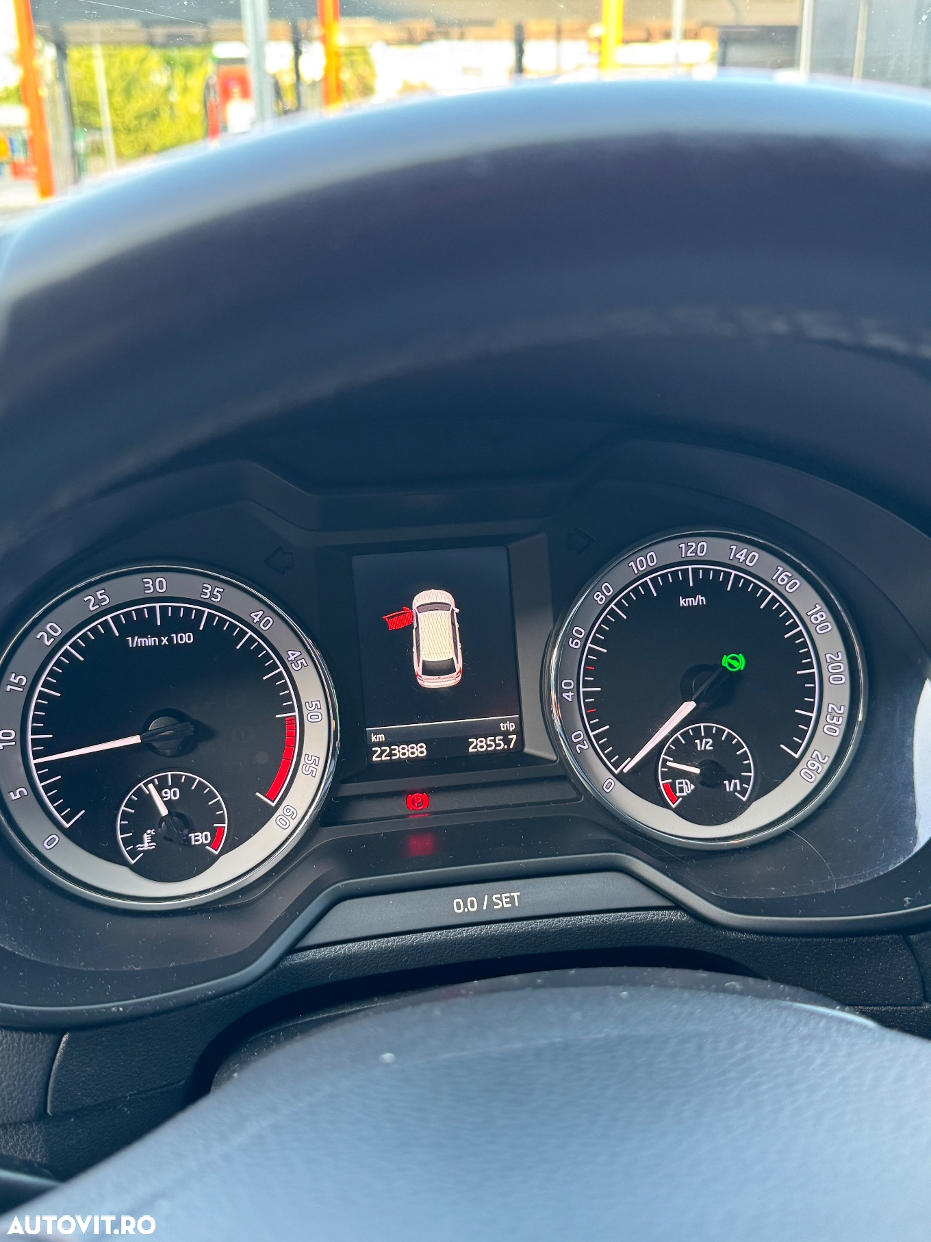 Skoda Octavia 1.6 TDI DSG Style - 8