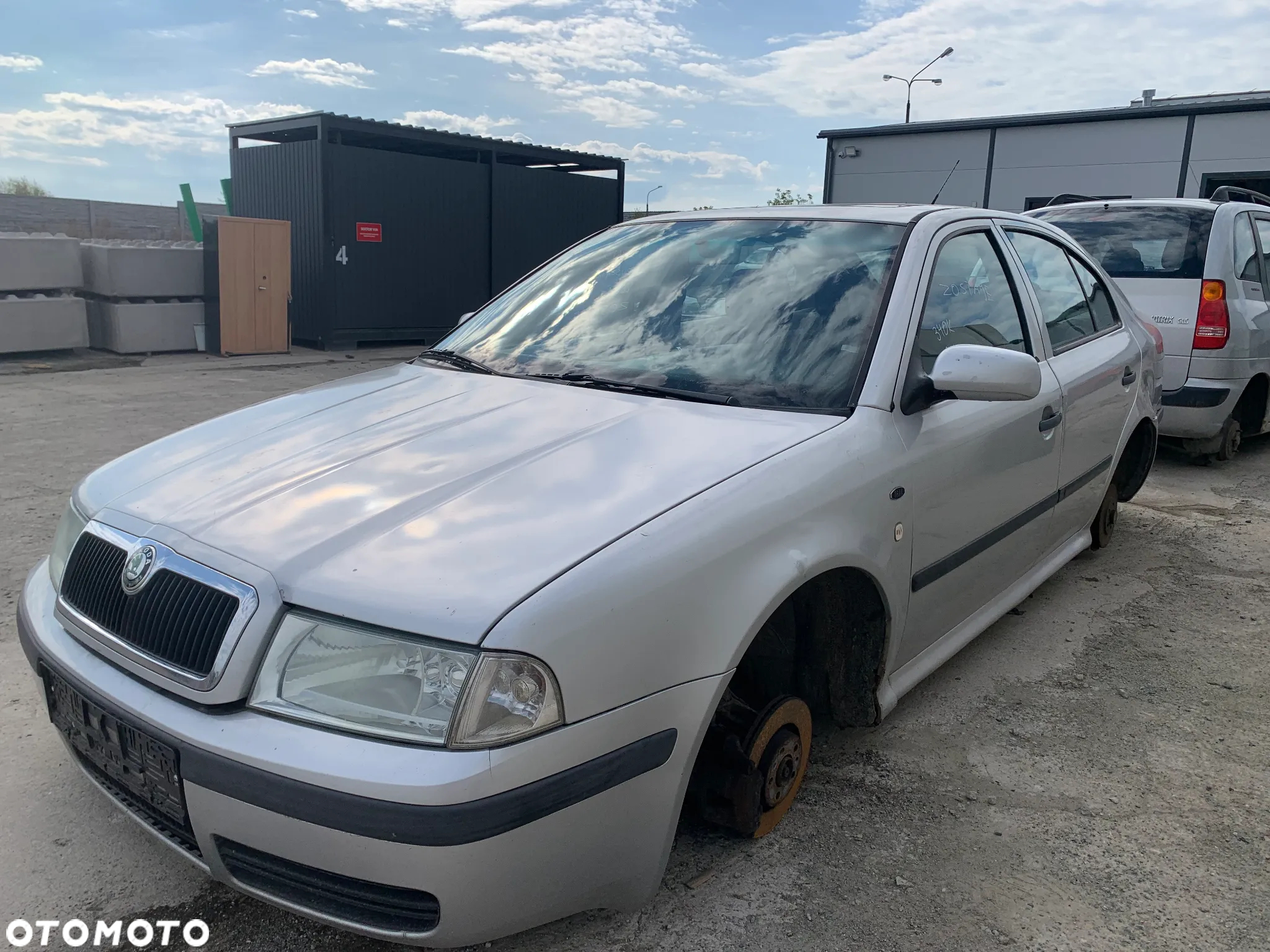 SKODA OCTAVIA 2000 1.9 TDI ALH *SAMOCHÓD NA CZĘŚCI* 525 MASKA LAMPA DRZWI LUSTERKO ZDERZAK GRILL BŁOTNIK KLAPA BELKA PRAWE LEWE PRZÓD TYŁ - 5