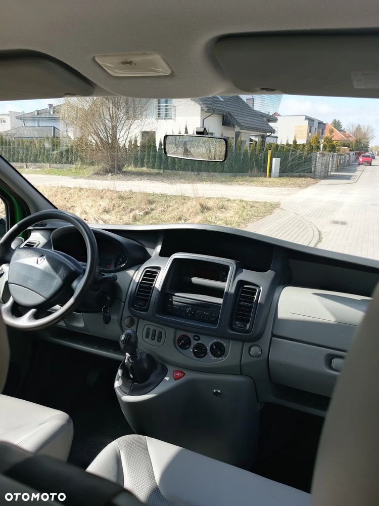 Renault TRAFIC - 5
