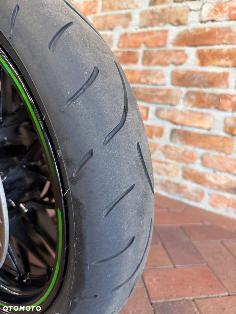 Kawasaki Z 900 RS - 31