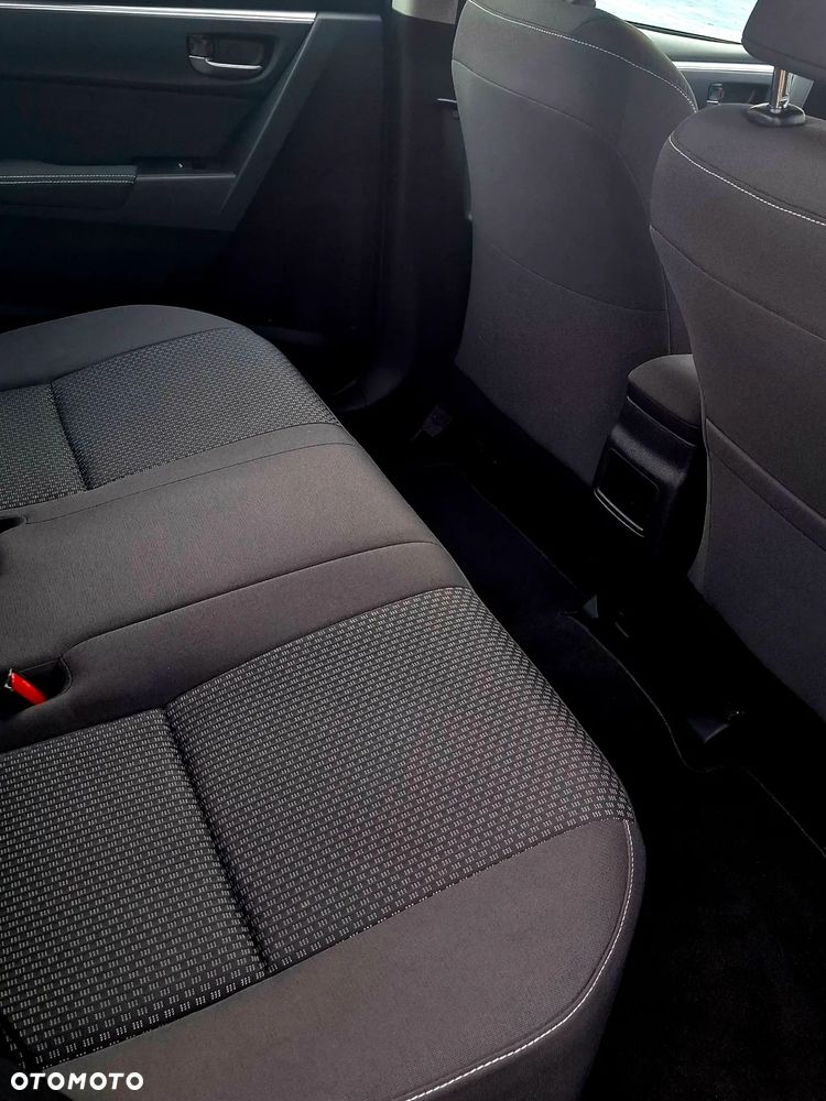 Toyota Corolla 1.6 Comfort - 3