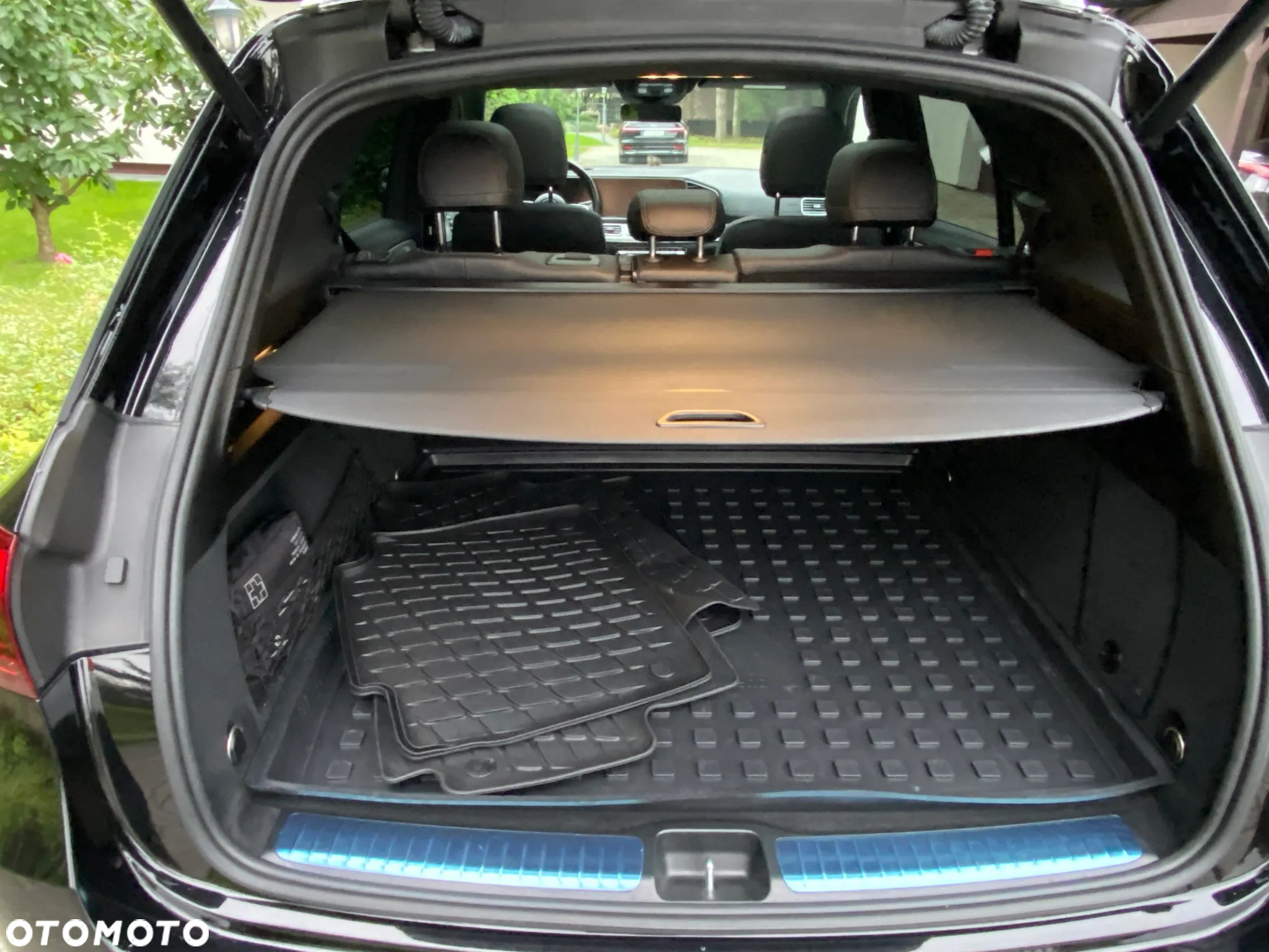 Mercedes-Benz GLE - 10