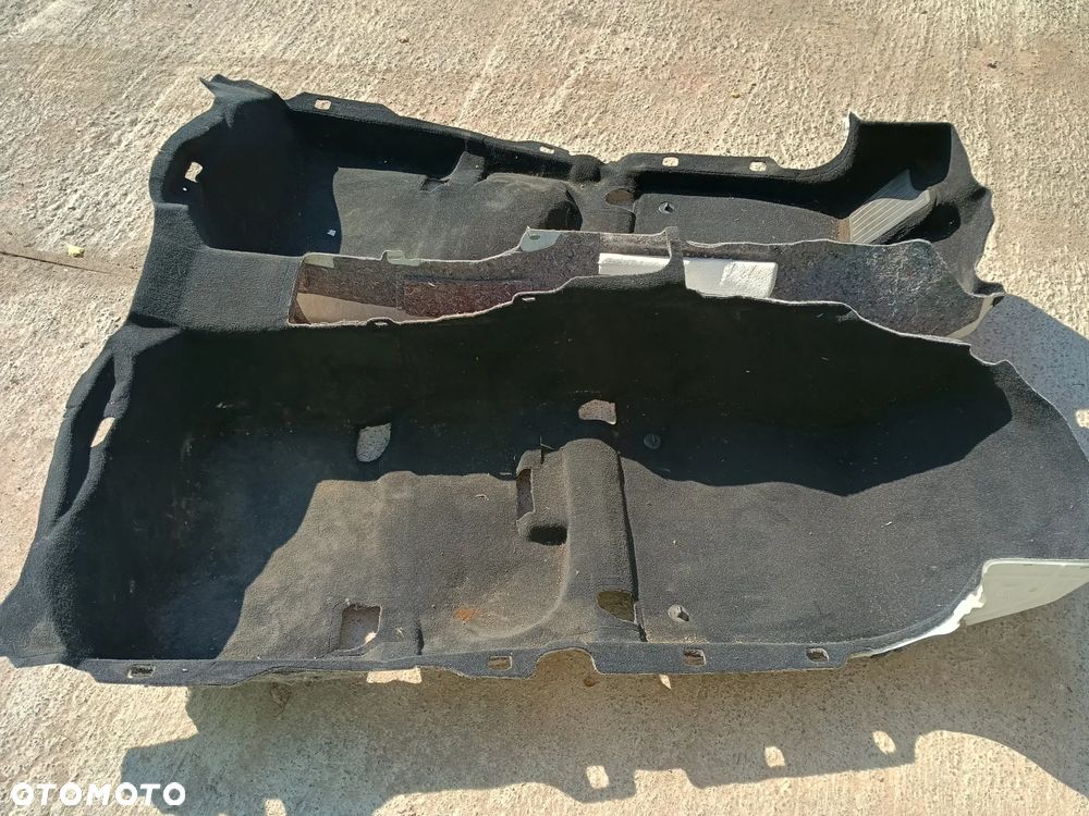 Dywan, wykładzina Lexus is 300h III - 3