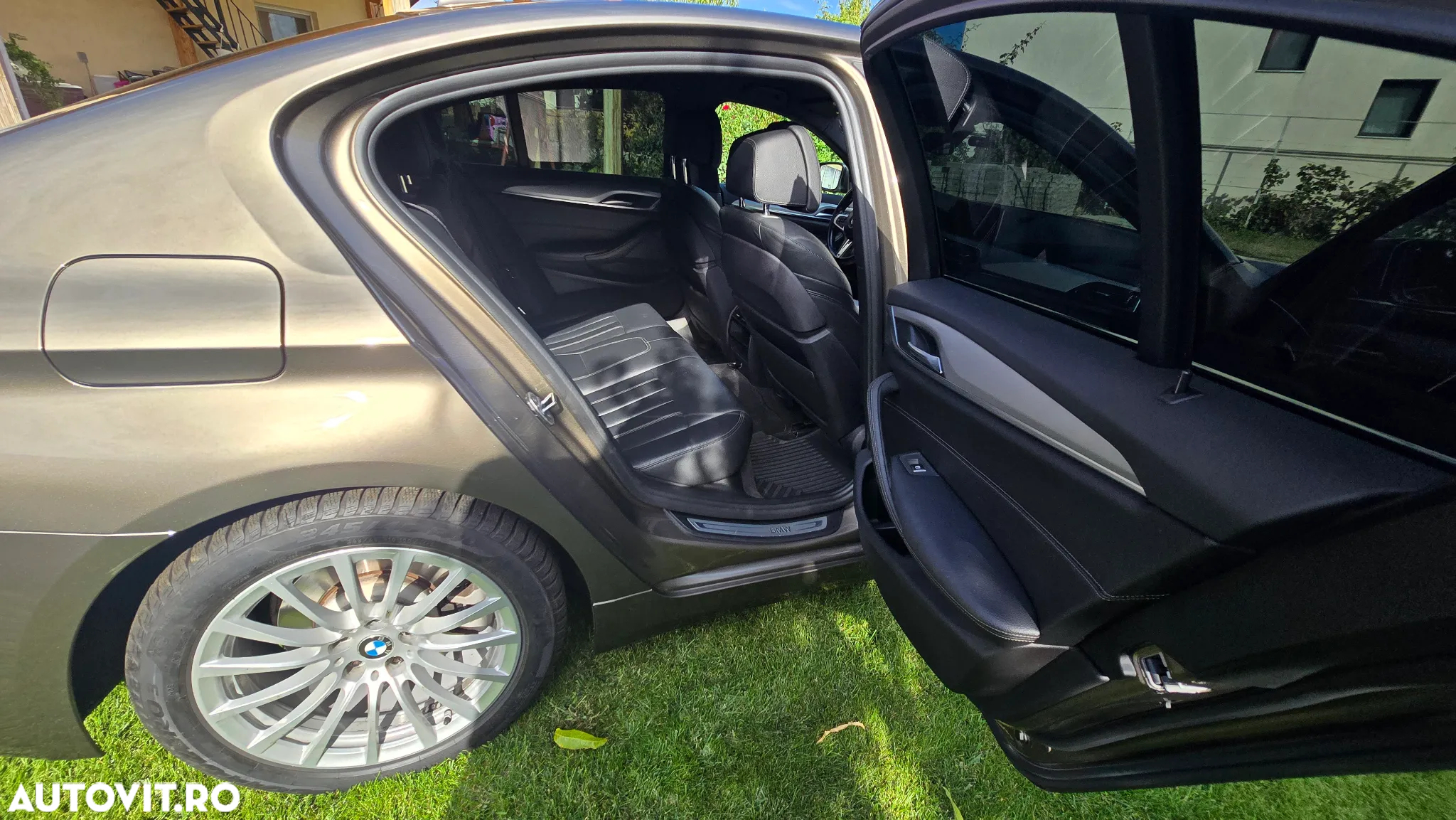 BMW Seria 5 520i AT - 19