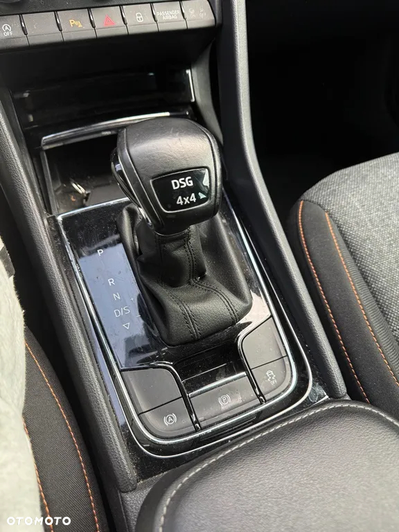 Skoda Karoq 2.0 TDI 4x4 DSG Drive - 12